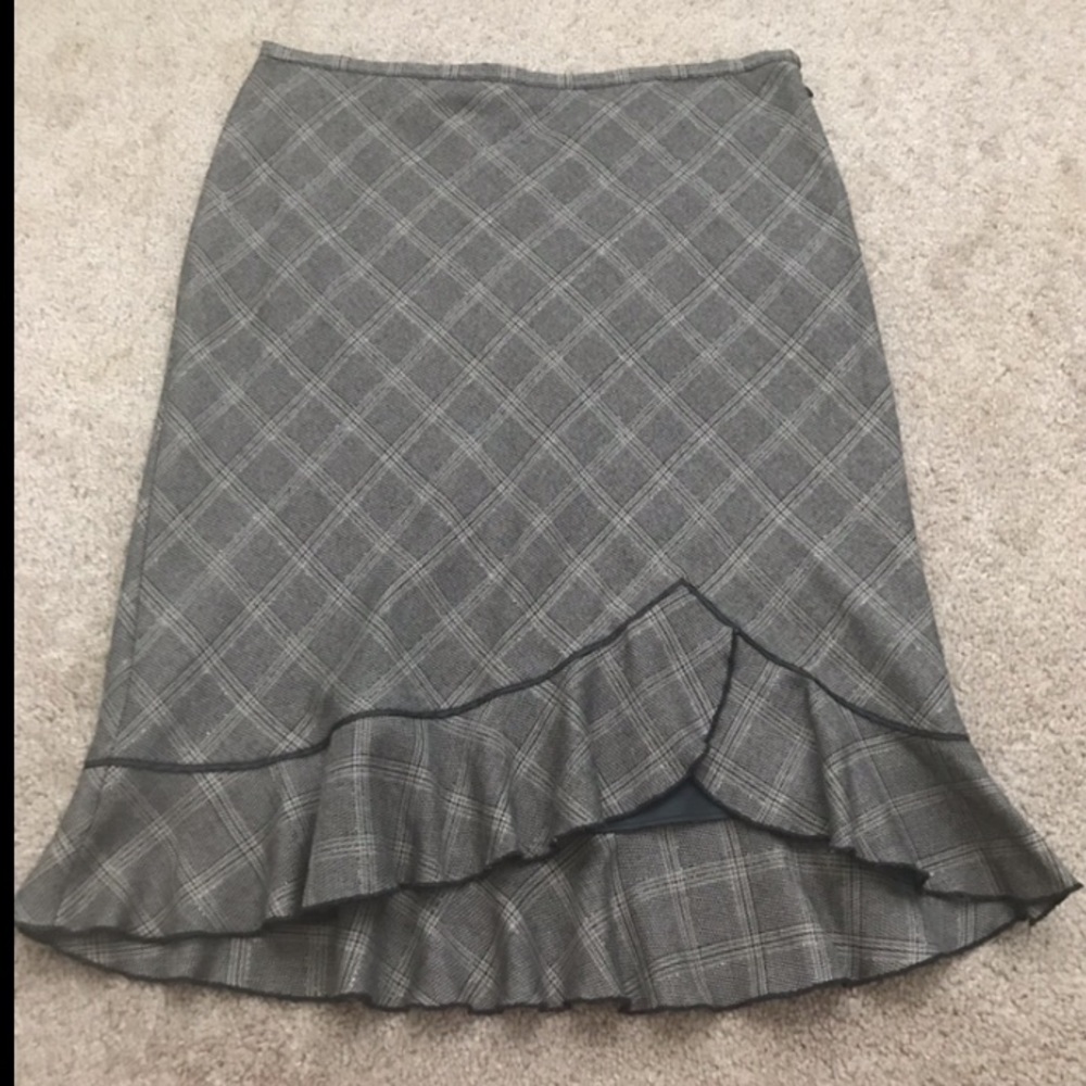 White House black market skirt